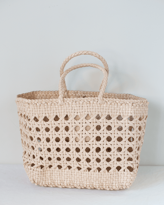 Dragon Diffusion Cannage Bag - Small in Peachy Natural 