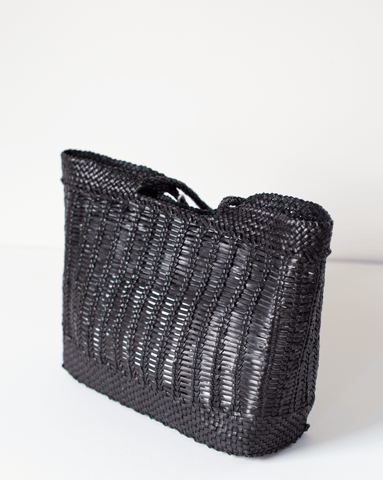 Dragon Diffusion Window Basket in Black 