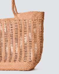 Dragon Diffusion Window Basket in Natural 