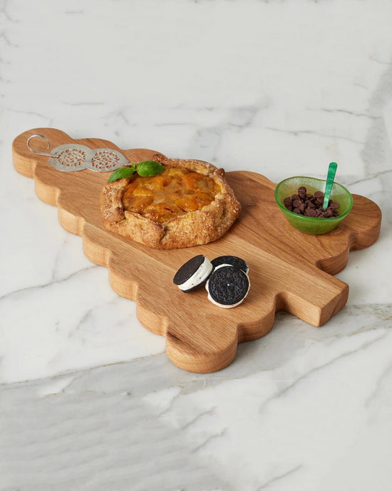 etúHOME Scalloped Tree Cutting Board, Large 