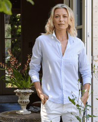 Frank & Eileen Barry Button Up in Shirting Blue 