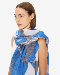 Inoui Editions Scarf / Etole 100 Des Rives et Des Reves in Blue 