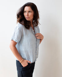LLEA BLUE Casey S/S Shirt in Aqua Chambray Linen 1 - Bliss Boutiques