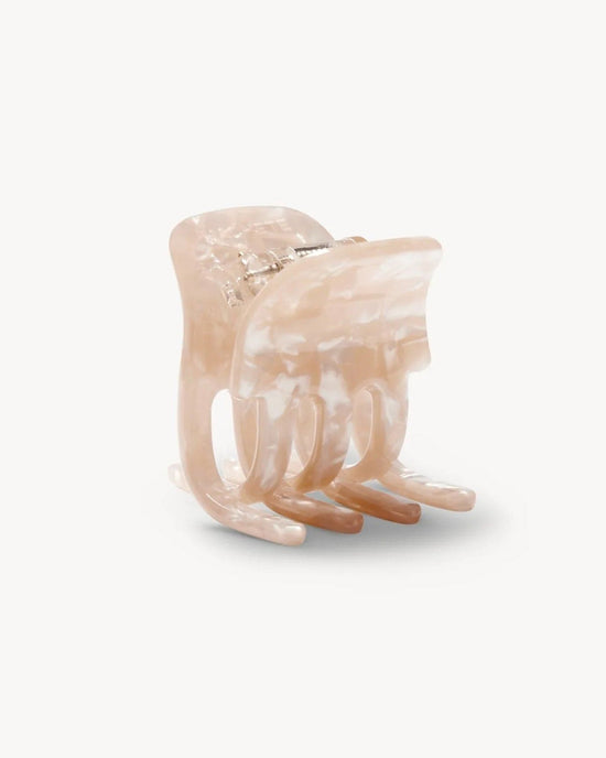 Machete Accessories Mini Claw in Peach Shell