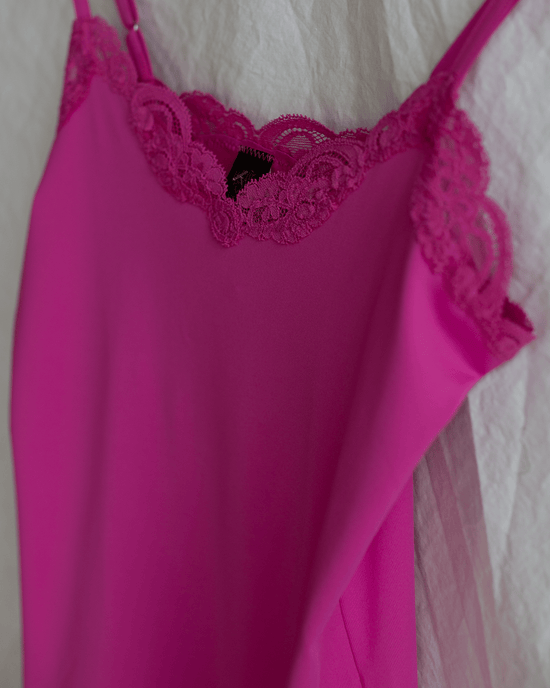 Only Hearts Clothing Del w/ Lace V Cami in French Rose