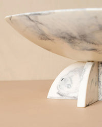 Saarde Flow Resin Fruit Bowl in Merle 