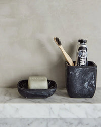 Saarde Flow Resin Soap Dish in Ash Black 