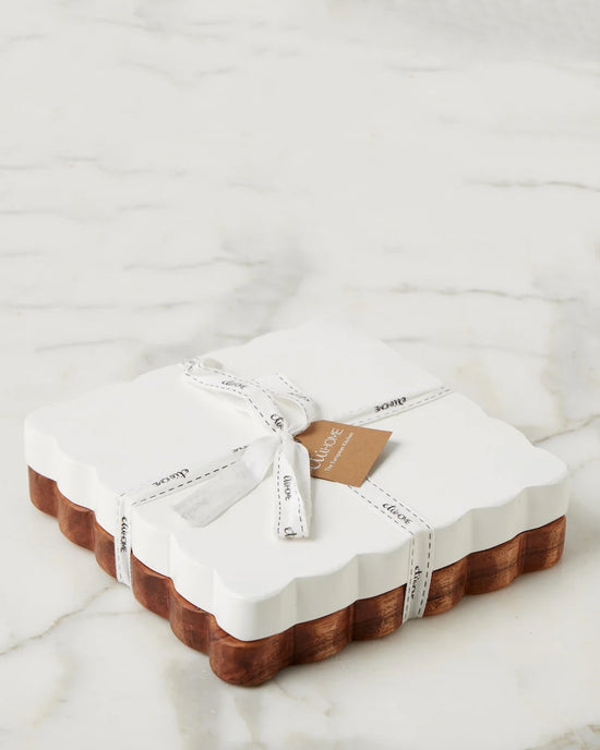 etúHOME Square Scalloped Board Duo 