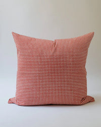 Soil to Studio Home Rojo / 22X22 Rekha Linen Pillow - 22 x 22 in Rojo