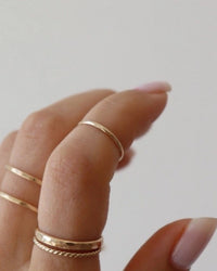 Token Jewelry Minimal Midi Ring 