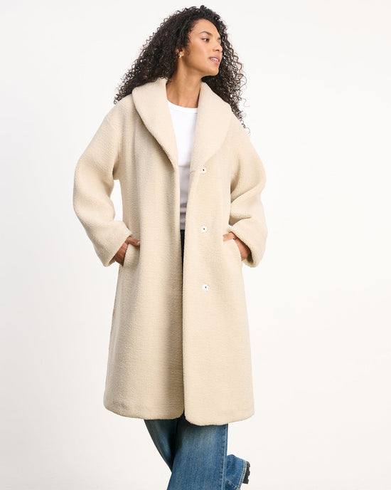 Velvet by Graham & Spencer Outerwear Eleanor in Sand