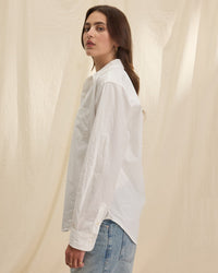 Velvet by Graham & Spencer Grace L/S Button Up Top in White 