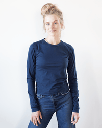 Velvet by Graham & Spencer Clothing Lillie L/S Crop Top in Midnight