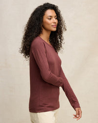 Velvet by Graham & Spencer Lizzie L/S Crew in Henna 