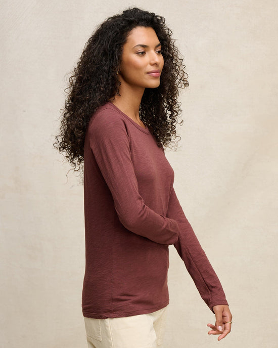 Velvet by Graham & Spencer Lizzie L/S Crew in Henna 