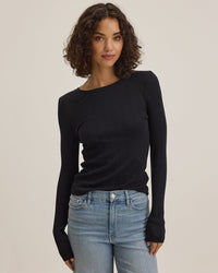 Velvet by Graham & Spencer Mauri L/S Crew Neck Top in Black 