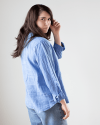Velvet by Graham & Spencer Sisi L/S Button Top in Chambray 