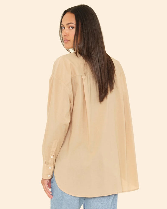 XiRENA Sydney Shirt in Cashew 