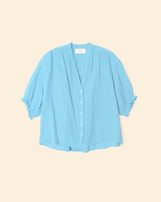 XiRENA Clothing Alyss Shirt in Atlas Blue