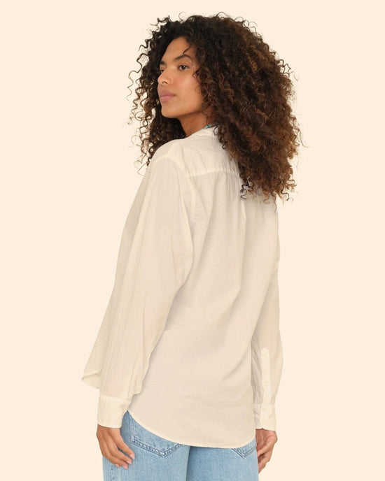 XiRENA Beau Shirt in Parchment 