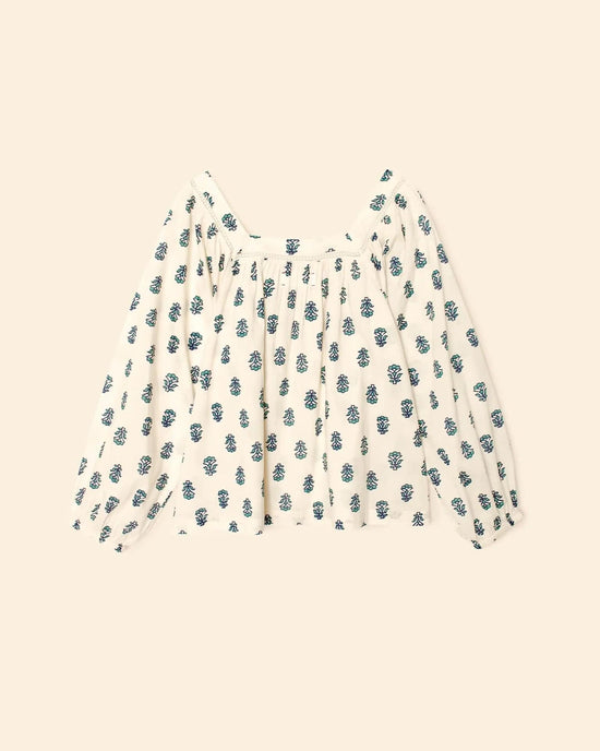 XiRENA Mira Top in Clover Stamp 