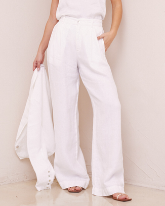 Pleated Wide Leg Trouser in White