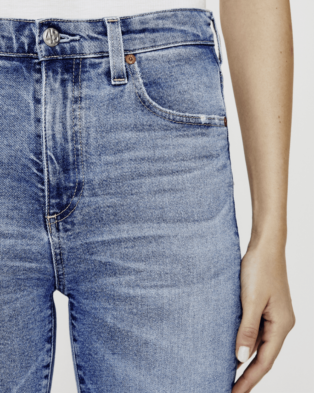 AG Jeans Denim Saige in 19Ys Afterglow
