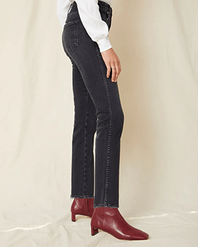 AMO Denim Chloe Crop in Coal