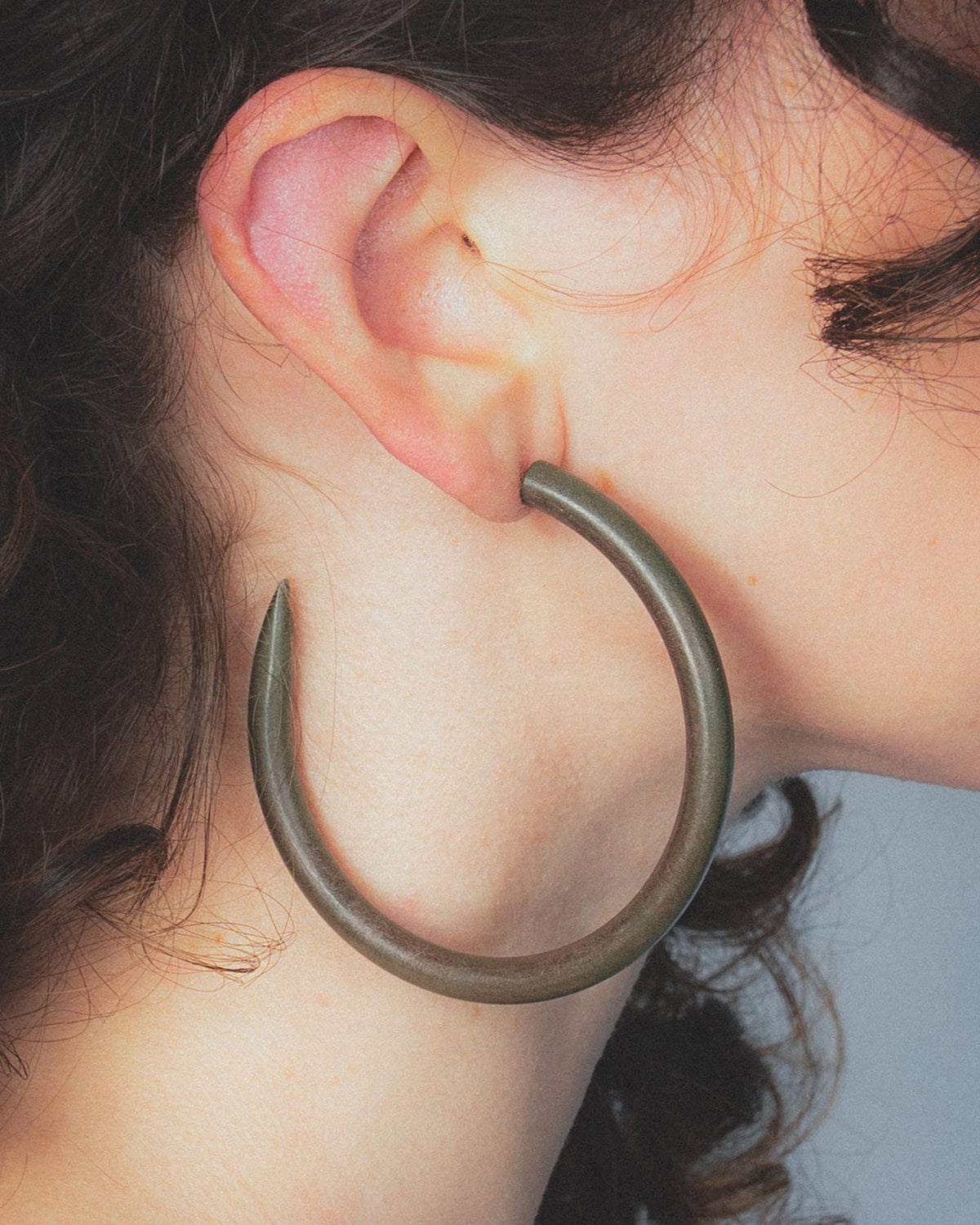 B&L Jewelry Espresso C Hoop in Large in Espresso