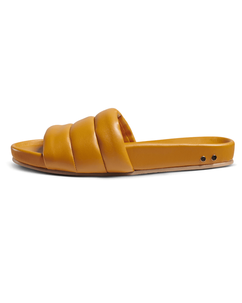 beek.. Shoes Martin in Saffron