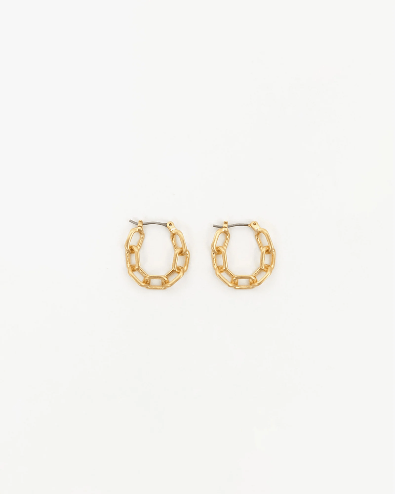Clare V. Jewelry Chain Huggie Earrings in Vintage Gold