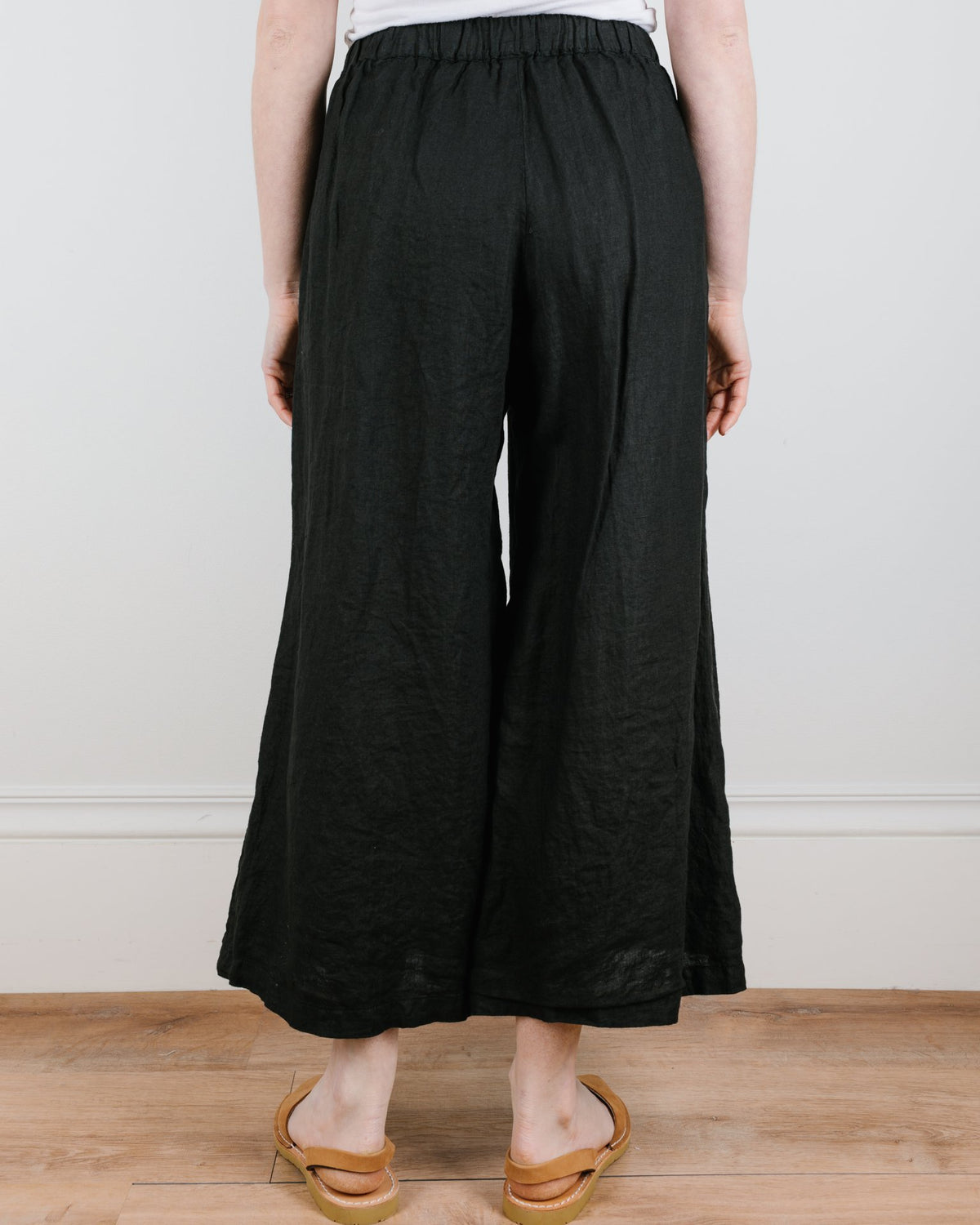 CP Shades Clothing Cropped Wendy Pant in Black Linen