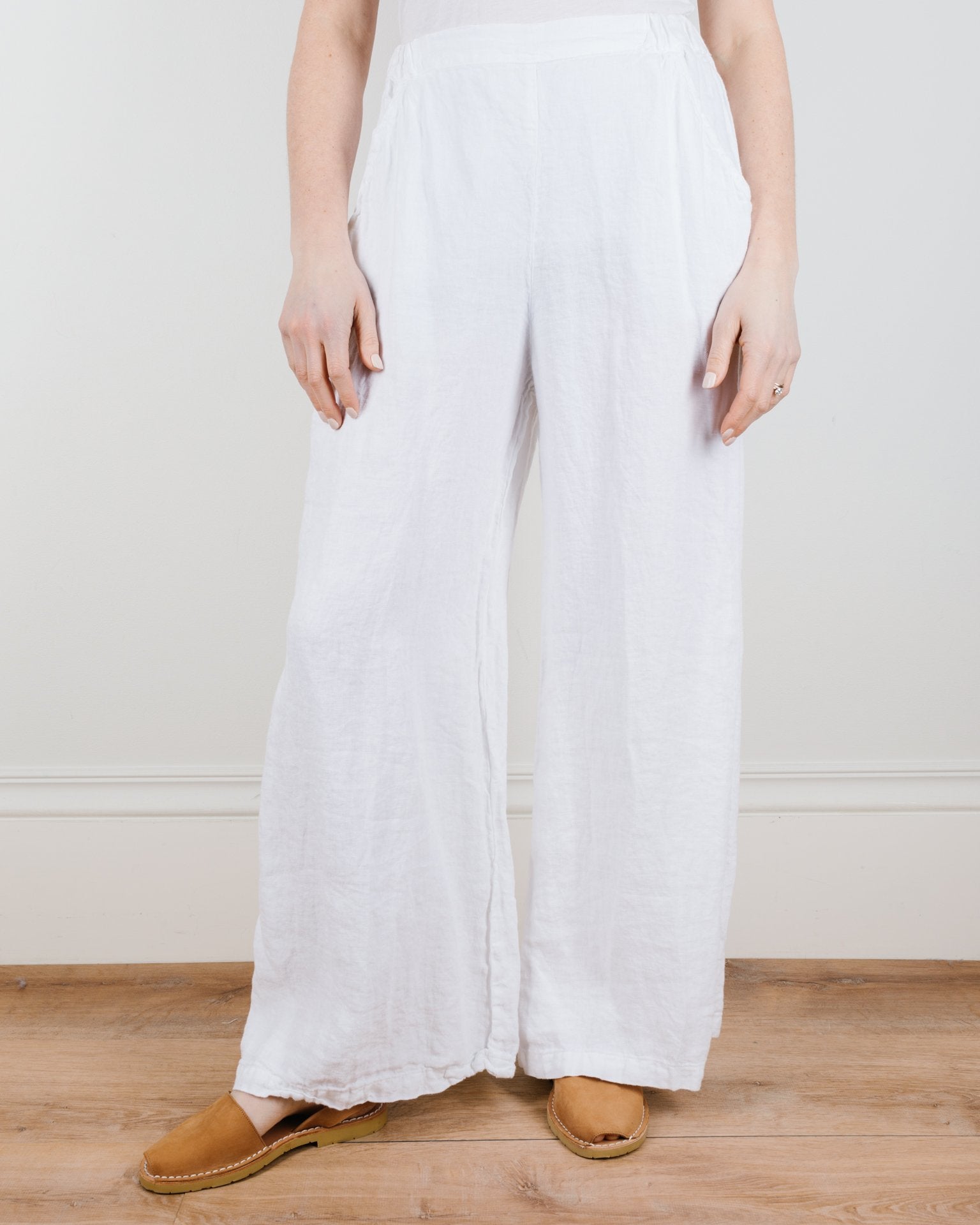 Wendy Pant in White Heavy Weight Linen