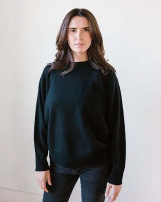 Demylee Clothing Gigi Easy Fit Crew Sweater in Black