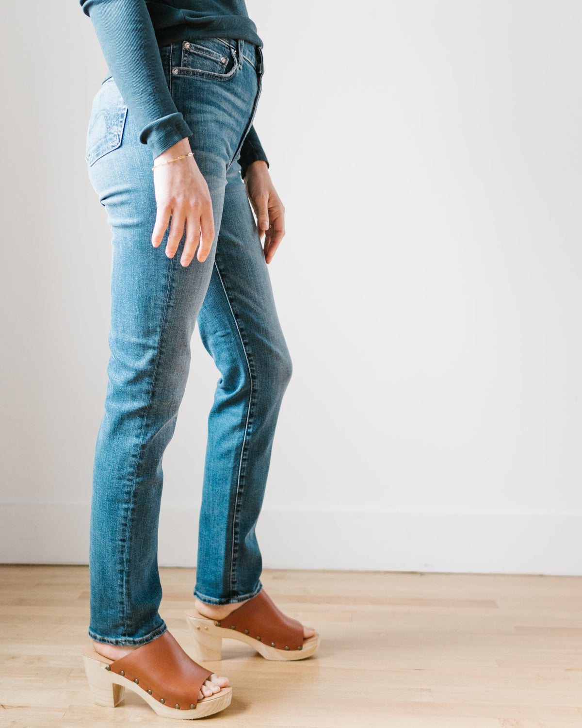 Edwin Denim Elin in Attune