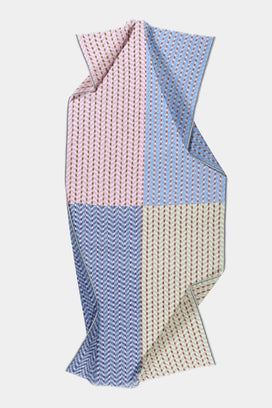 Épice Accessories Crystal Checks Scarf in Crystal