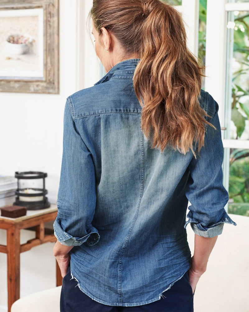 Frank & Eileen Clothing Barry Button Down in Distressed Vintage Wash