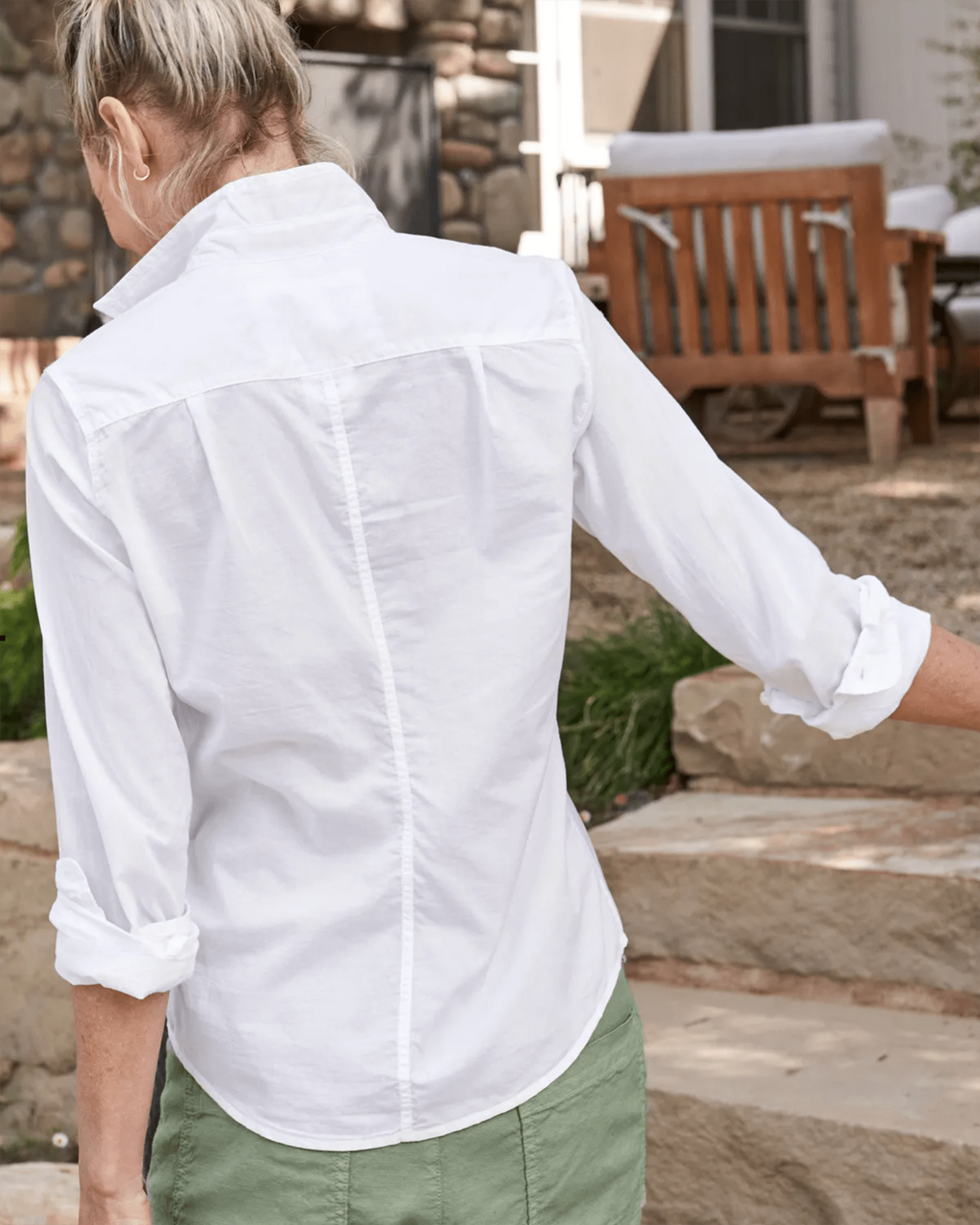 Barry Button Up Featherweight in White