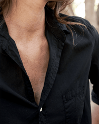 Frank & Eileen Eileen Button Up Featherweight in Black 