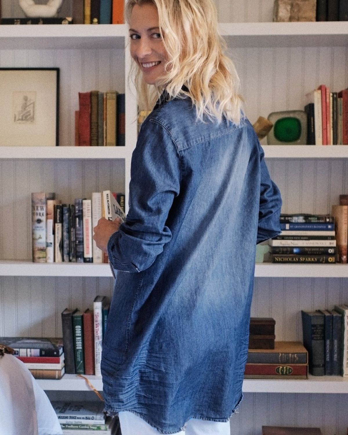 Frank & Eileen Mary Shirtdress in Distressed Vintage Wash