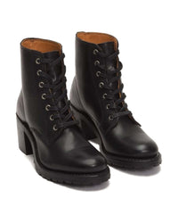 FRYE Sabrina 6G Lace Up in Black 