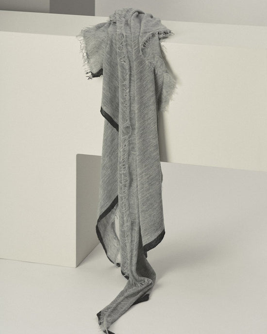 Grisal Rosa Cascade Cashmere Scarf in Heather Grey X Charcoal 