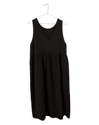 It is well LA Clothing Sleeveless Reversible Gauze Dress in Black