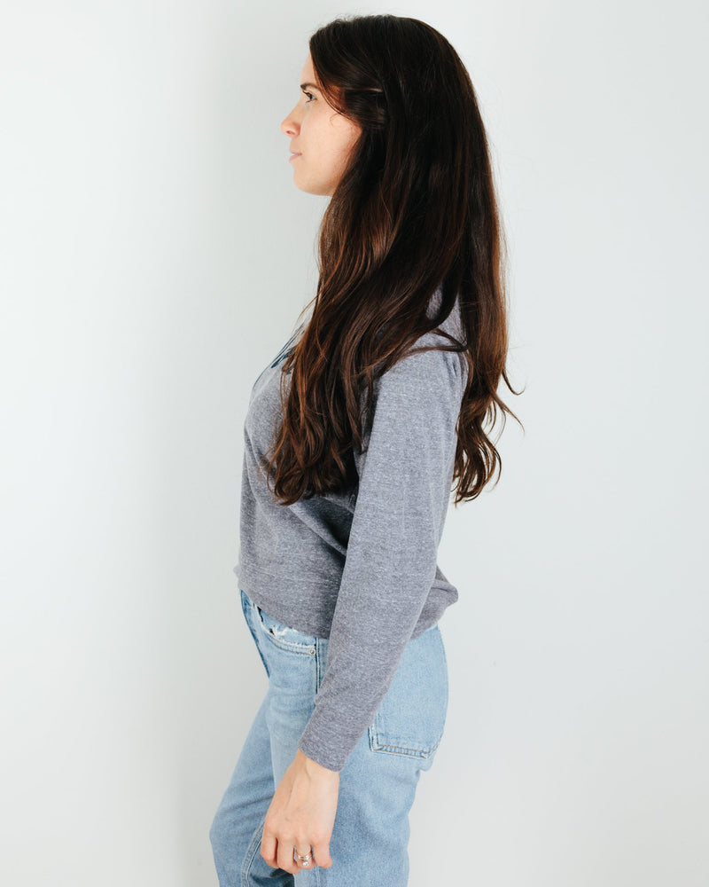 Milo in Maine Clothing Script Maine Raglan Pullover in Athletic Grey
