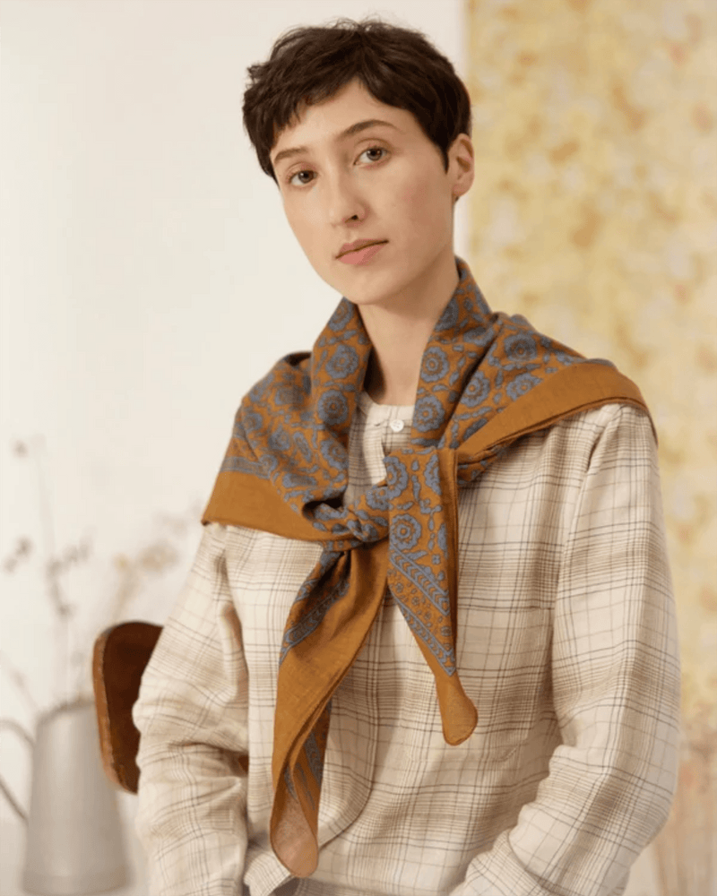 Mois Mont Accessories Wood No 612 Floral Bandana in Wood