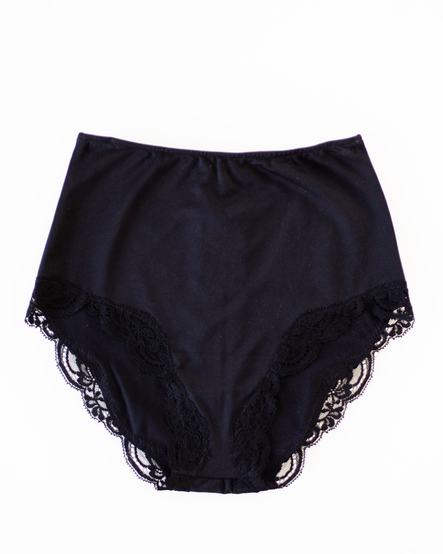 Del w/ Lace High Cut Brief in Black