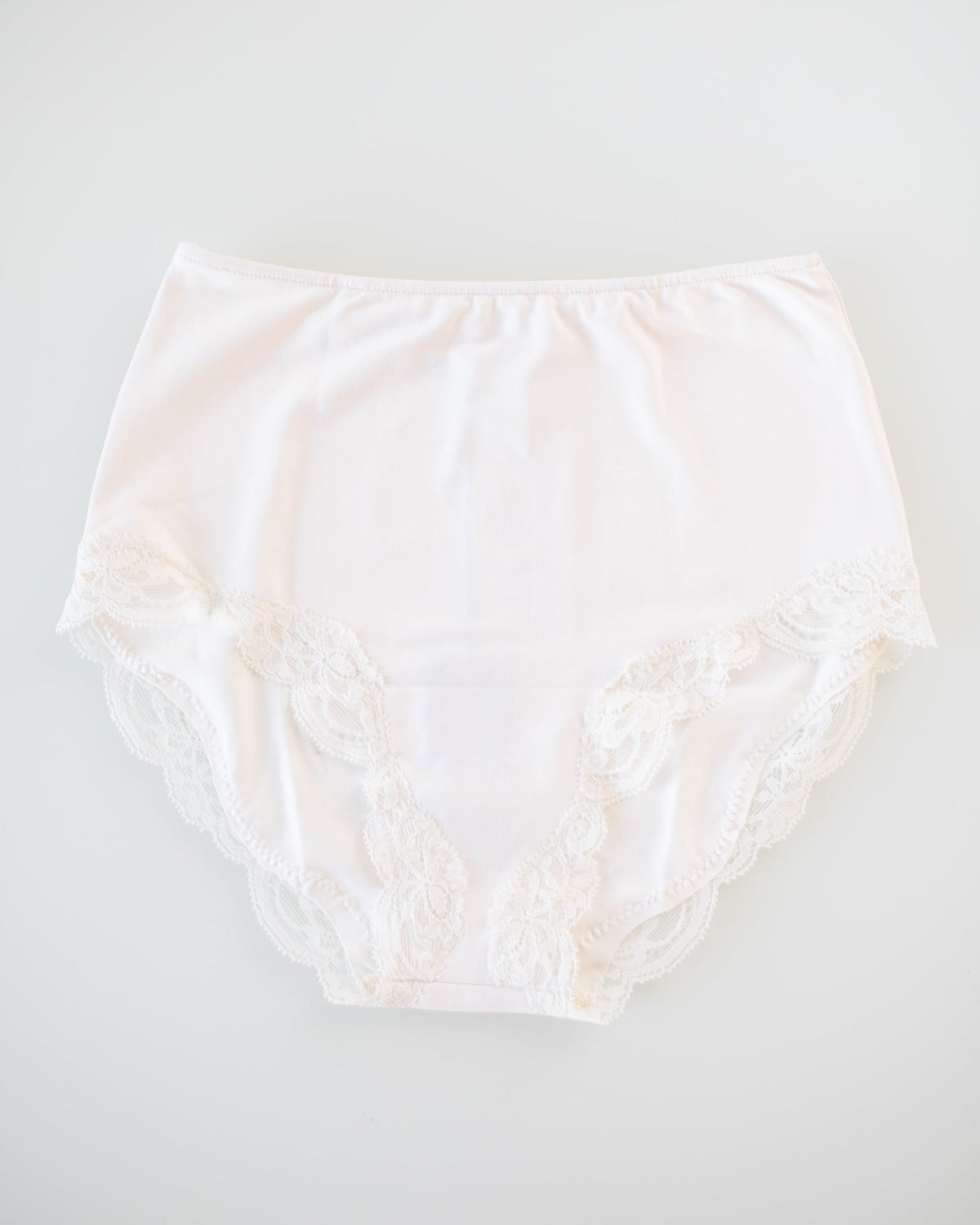 Only Hearts Lingerie Del w/ Lace High Cut Brief in Cream