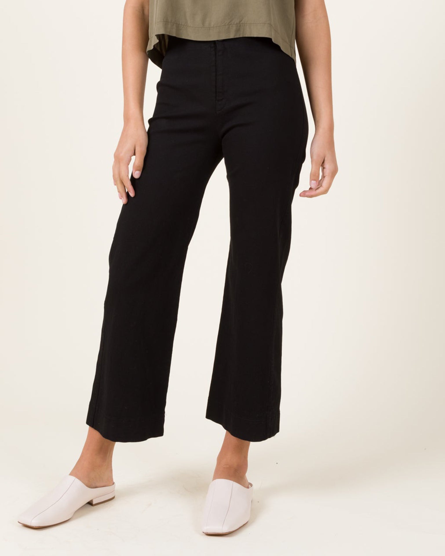 Knack Pant in Black