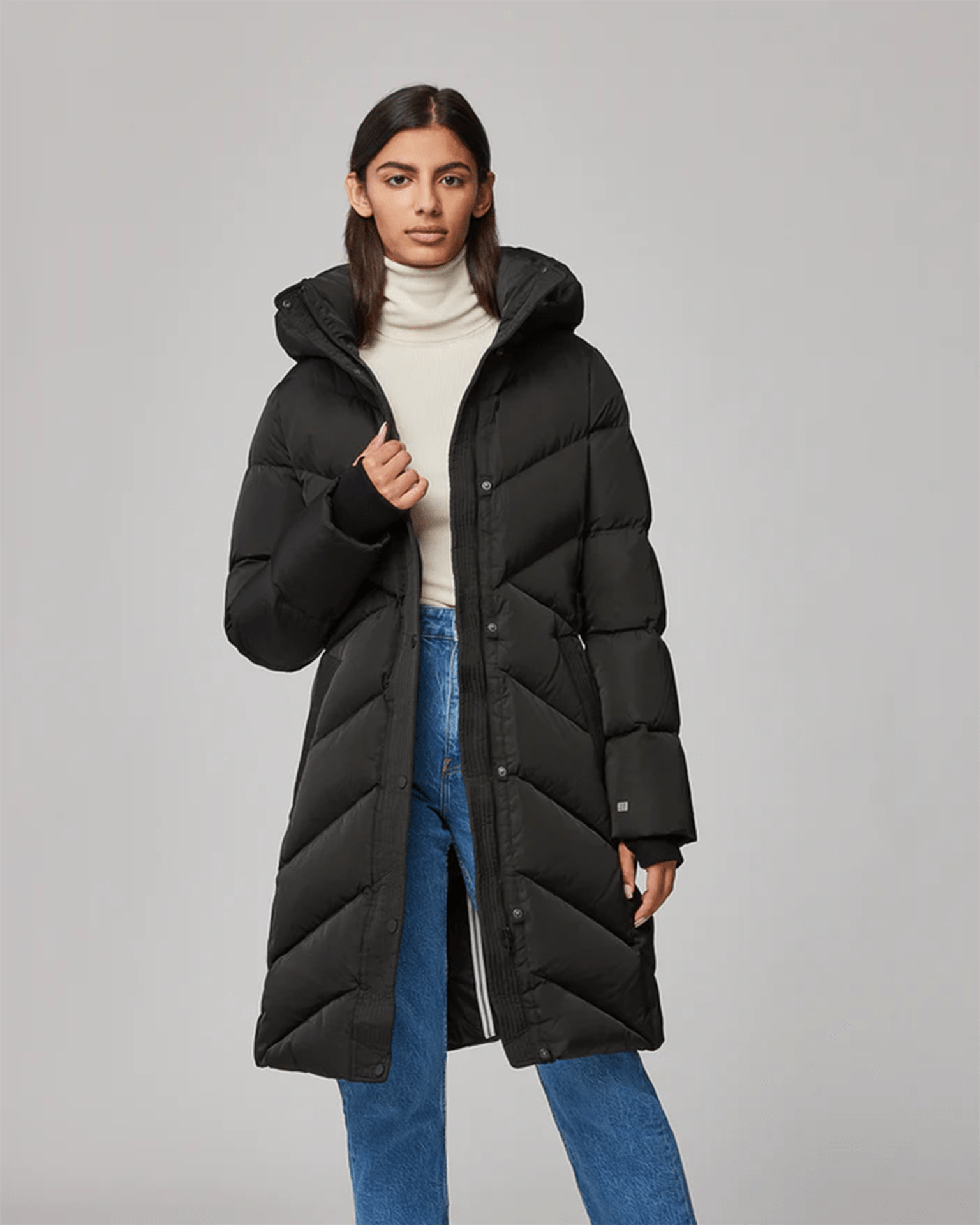 https://www.blissboutiques.com/cdn/shop/products/bliss-bouqitues-soia-kyo-bryanna-semi-fitted-knee-length-puffer-in-black-30382436221025.png?v=1674450434