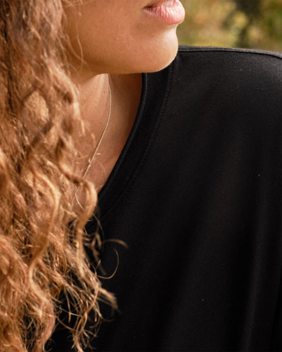 Tee Lab Clothing Lightweight Long Sleeve Capelet in Black